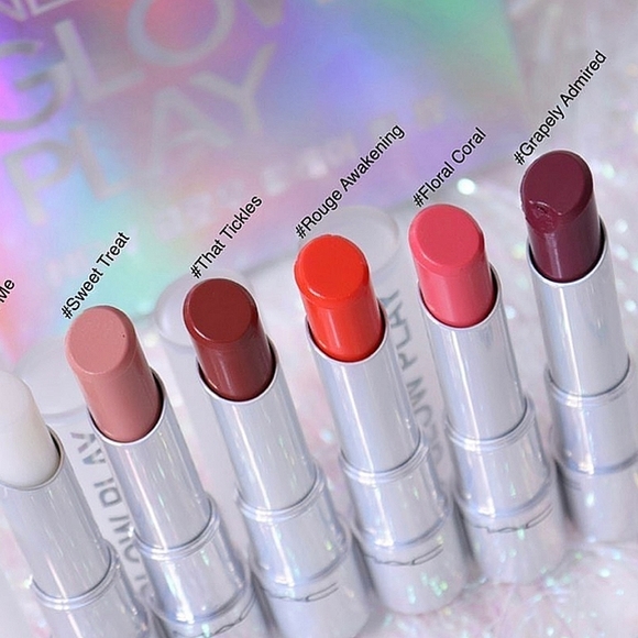 NWT MAC "THAT TICKLES" 'Glowplay Lip Balm' 🎉 BEST CHOSEN AS HOST PICK 🎉 - Picture 3 of 15